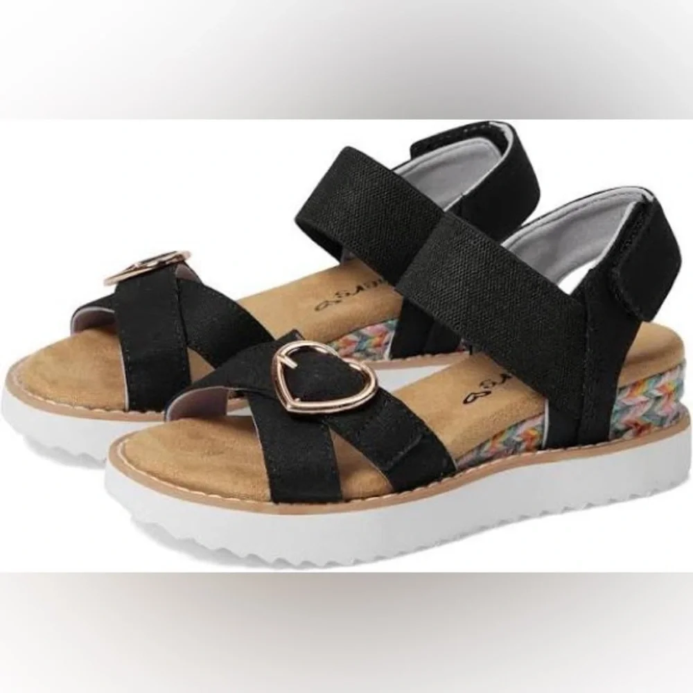 Skechers Girl Size 4 Miss Desert HI Black Sandals with Heart NEW